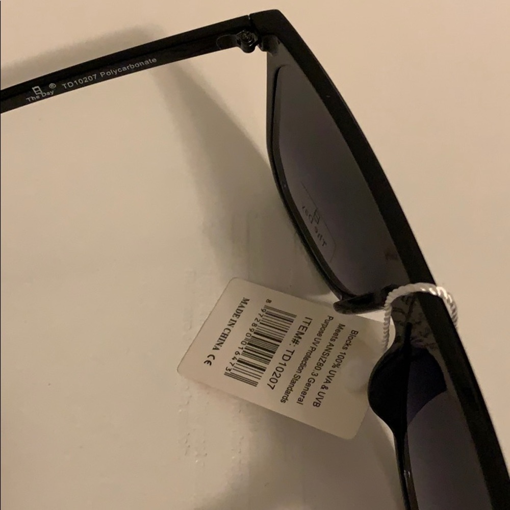 🆕 🆑 SUNGLASSES - Picture 5 of 7
